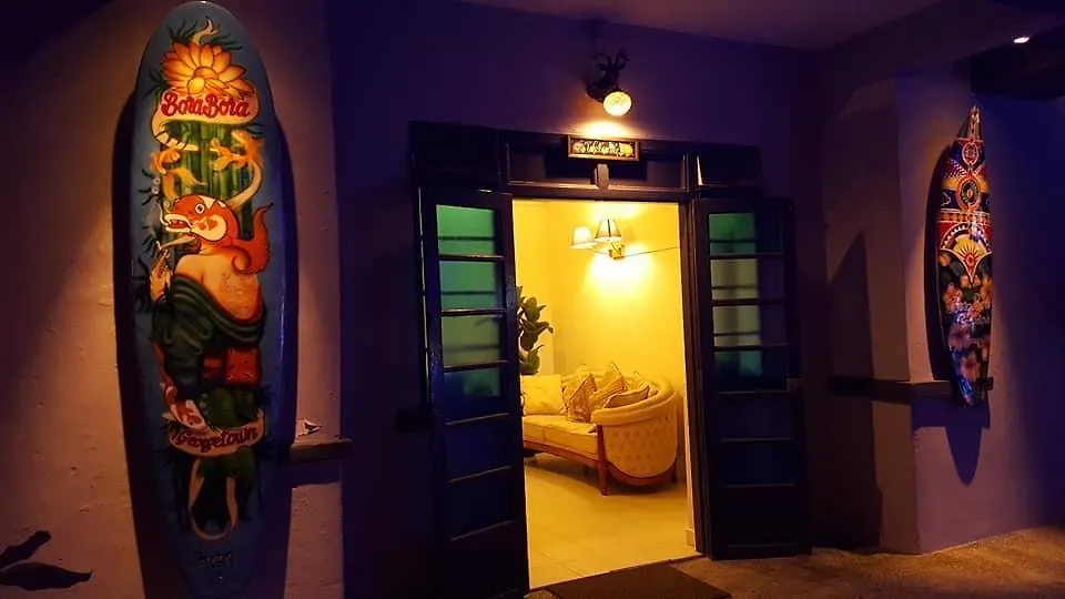 Borabora Beach Guesthouse Penang George Town Malesia