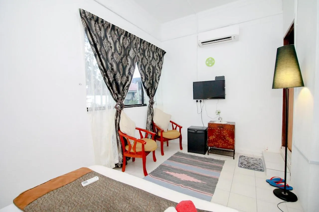 Borabora Beach Guesthouse Penang George Town Malesia